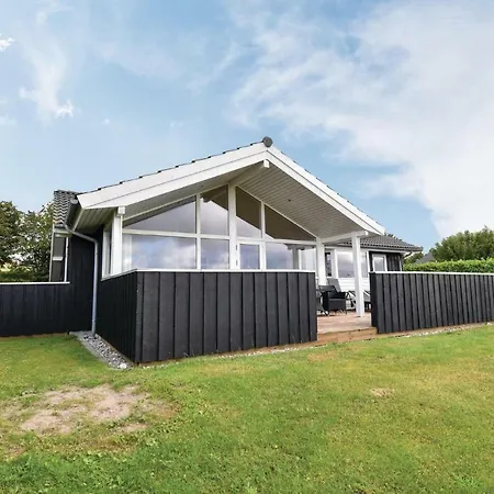 Three-Bedroom Holiday Home In Faaborg