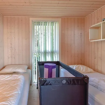 Dom wakacyjny Three-bedroom In *
